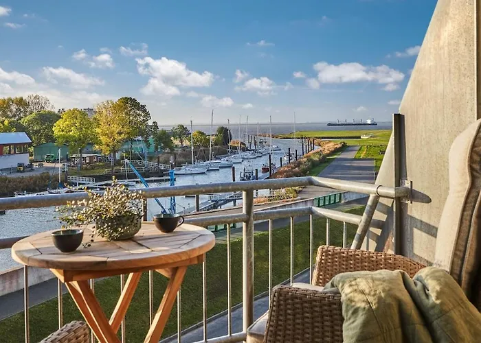 Elbblick Comfortable ברונסבוטל